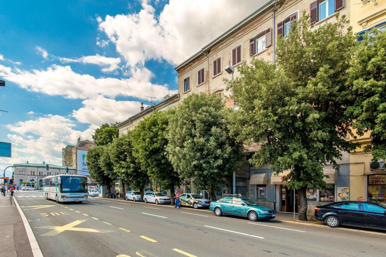 Apartments Carpathia Рийека Екстериор снимка