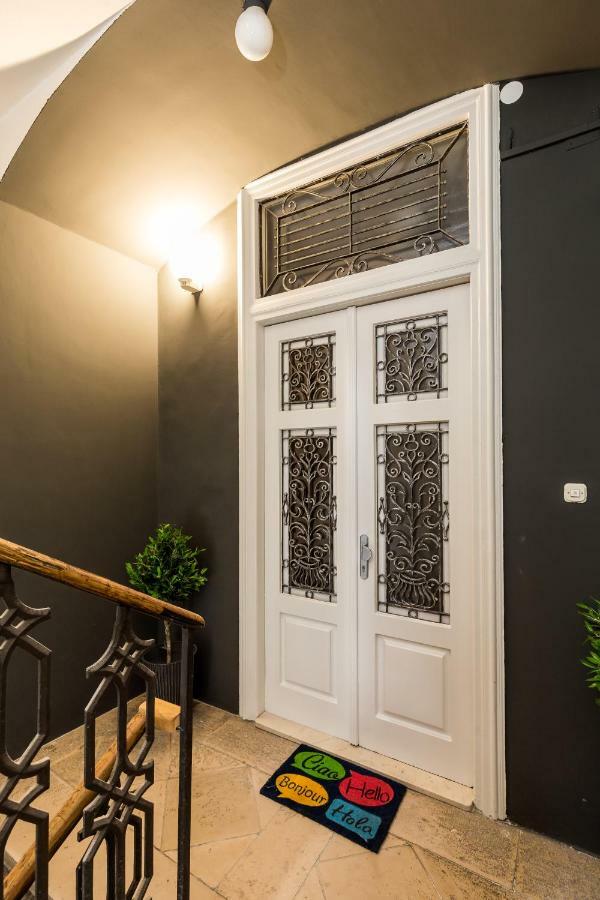 Apartments Carpathia Рийека Екстериор снимка