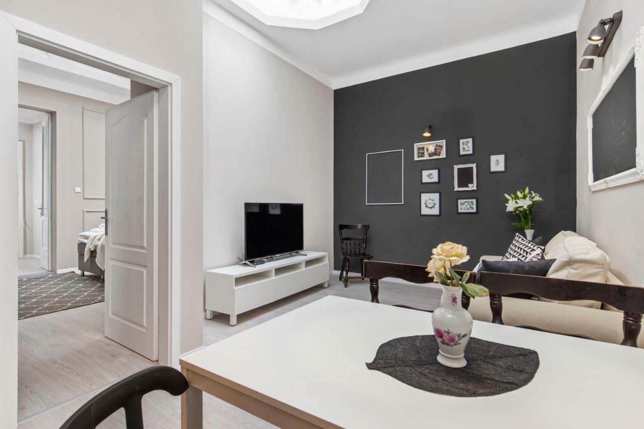 Apartments Carpathia Рийека Екстериор снимка