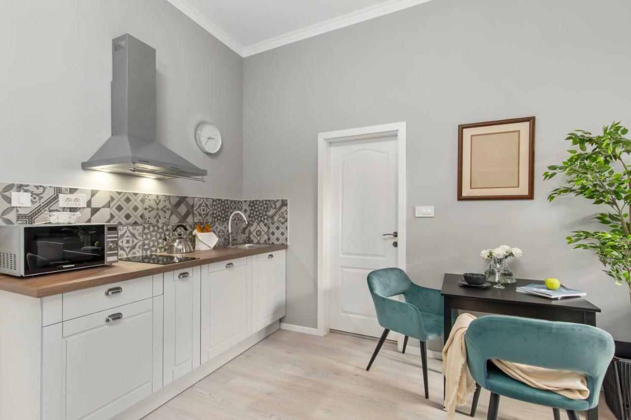 Apartments Carpathia Рийека Екстериор снимка
